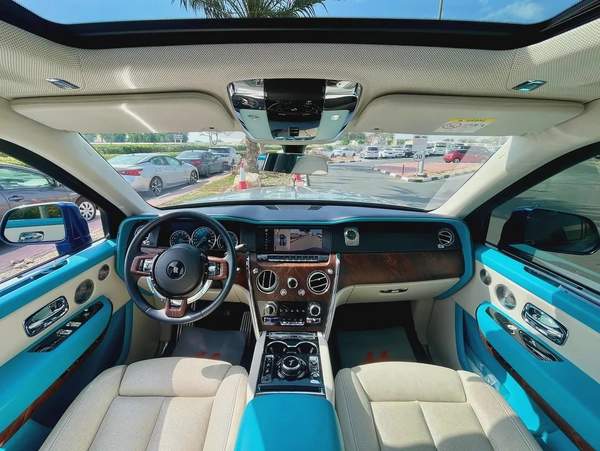 Rolls-Royce Cullinan Black Badge 2019 - GCC Specs - Pristine Condition