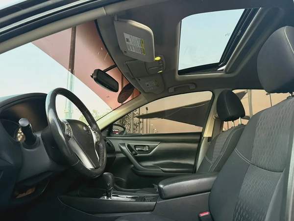 نيسان التيما SV 2017 وراد أمريكي