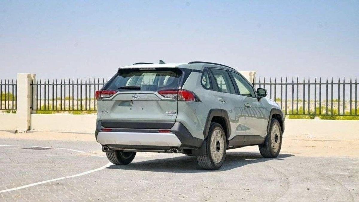 Toyota RAV4 Toyota RAV4 2.5L ADVANTURE 4x4 AT full option 2024-3-3