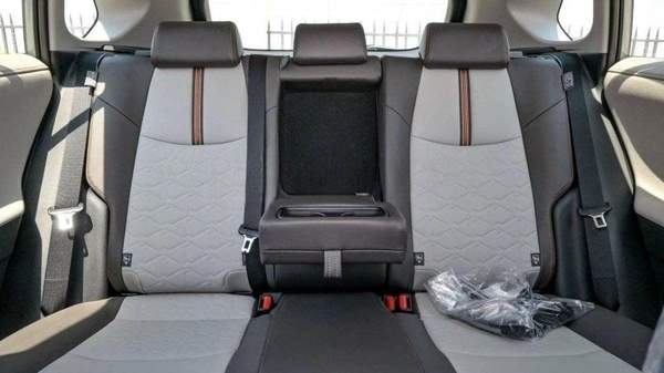 Toyota RAV4 Toyota RAV4 2.5L ADVANTURE 4x4 AT full option 2024