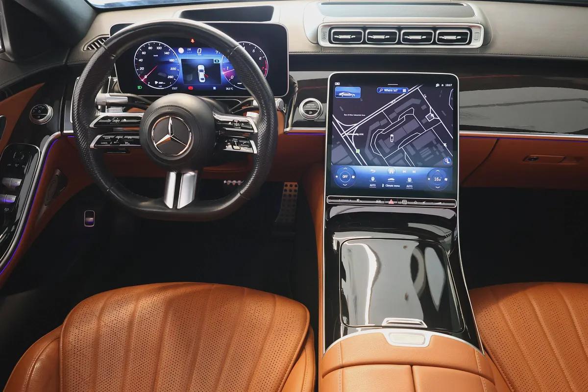 S500 4MATIC - GCC SPECS - WARRANTY / SERVICE 105,000 KM GARGASH - ACCIDENT FREE - EXCELENT CONDITION-12-12