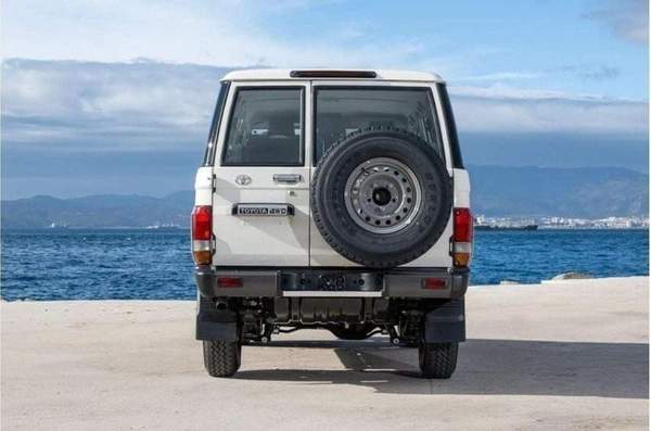 Toyota Land Cruiser 70 Land Cruiser Hard Top LC76 4.5L 5door Diesel V8 2024 0KM