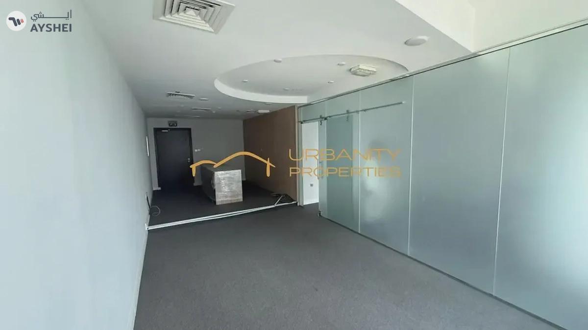 Spacious Office | Lake Central | 690 Sqft-0-0