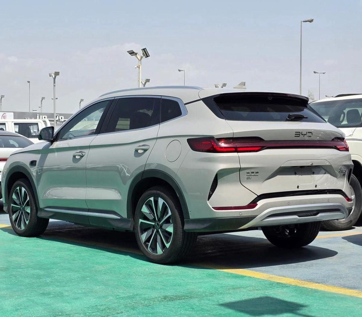BYD Song Plus BYD SONG PLUS 605KM EV-3-3