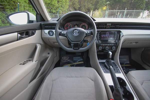AED 756/Month | Passat Trendline | GCC Specs | REF#V19593