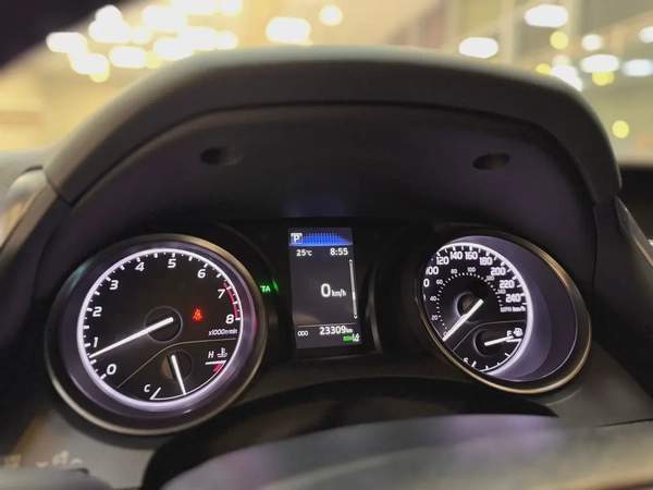 CAMRY SE / 23,000 Km / FULL OPTION / 3 YEARS WARRANTY