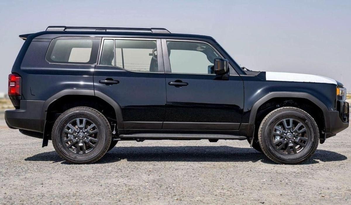 Toyota Prado TOYOTA PRADO 250 TXL 2.8D AT MY2025 – BLACK-3-3