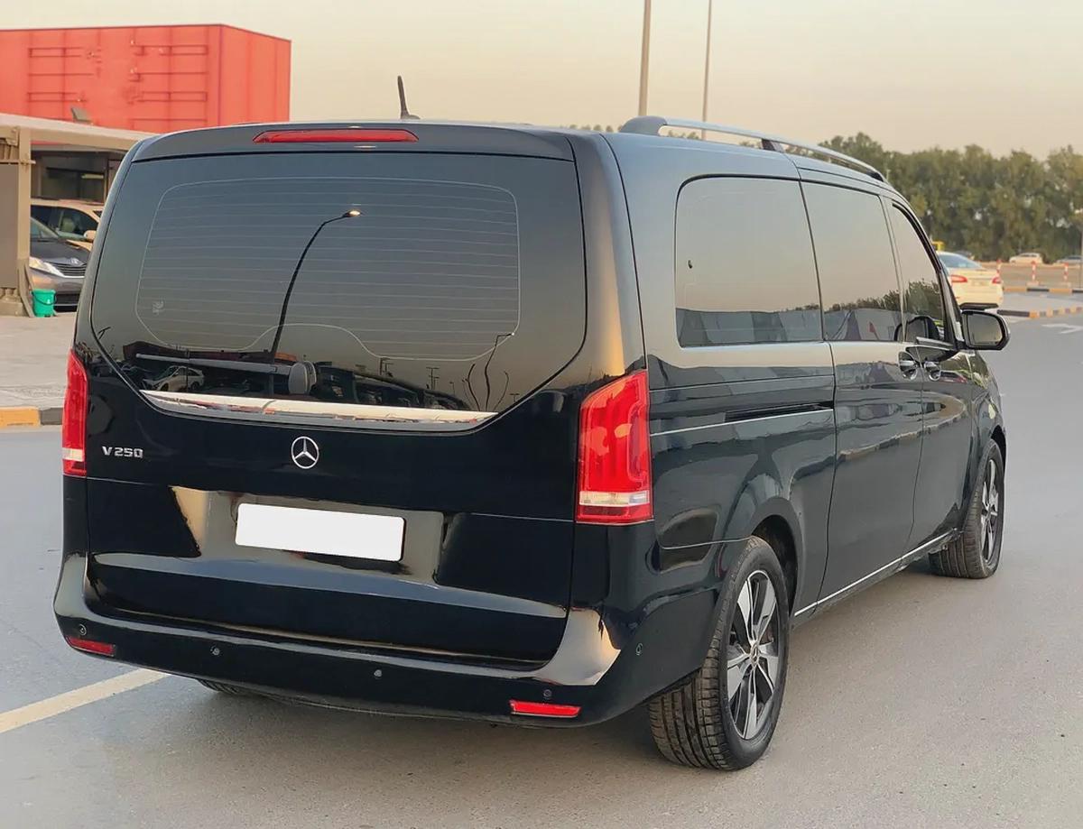 Mercedes-Benz V250 | Model 2020 | 6 Seater | GCC Specs-4-4
