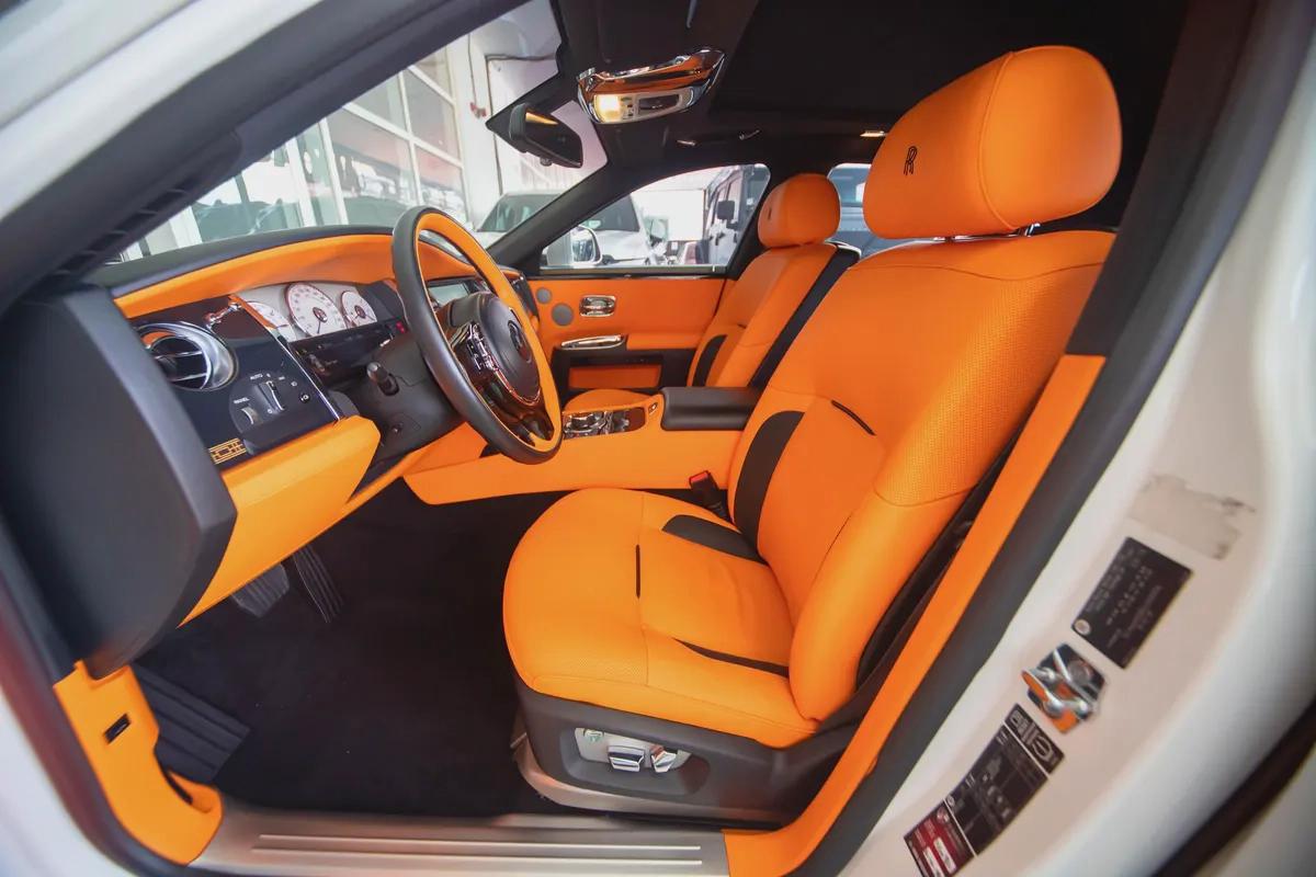 2014 Rolls-Royce Ghost | Super Clean | GCC | Full Service History-8-8
