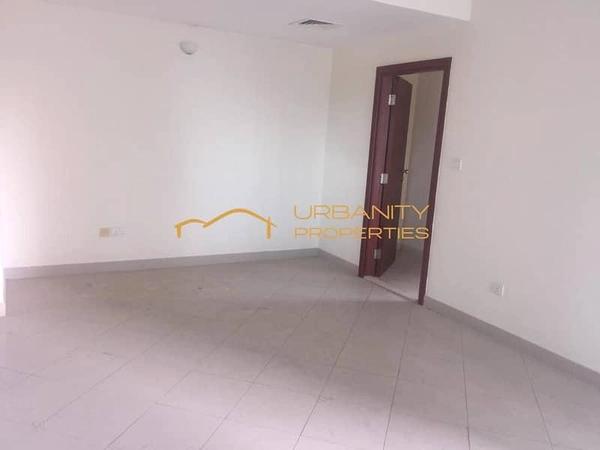 Spacious 1-Bedroom Apartment | Prime Location