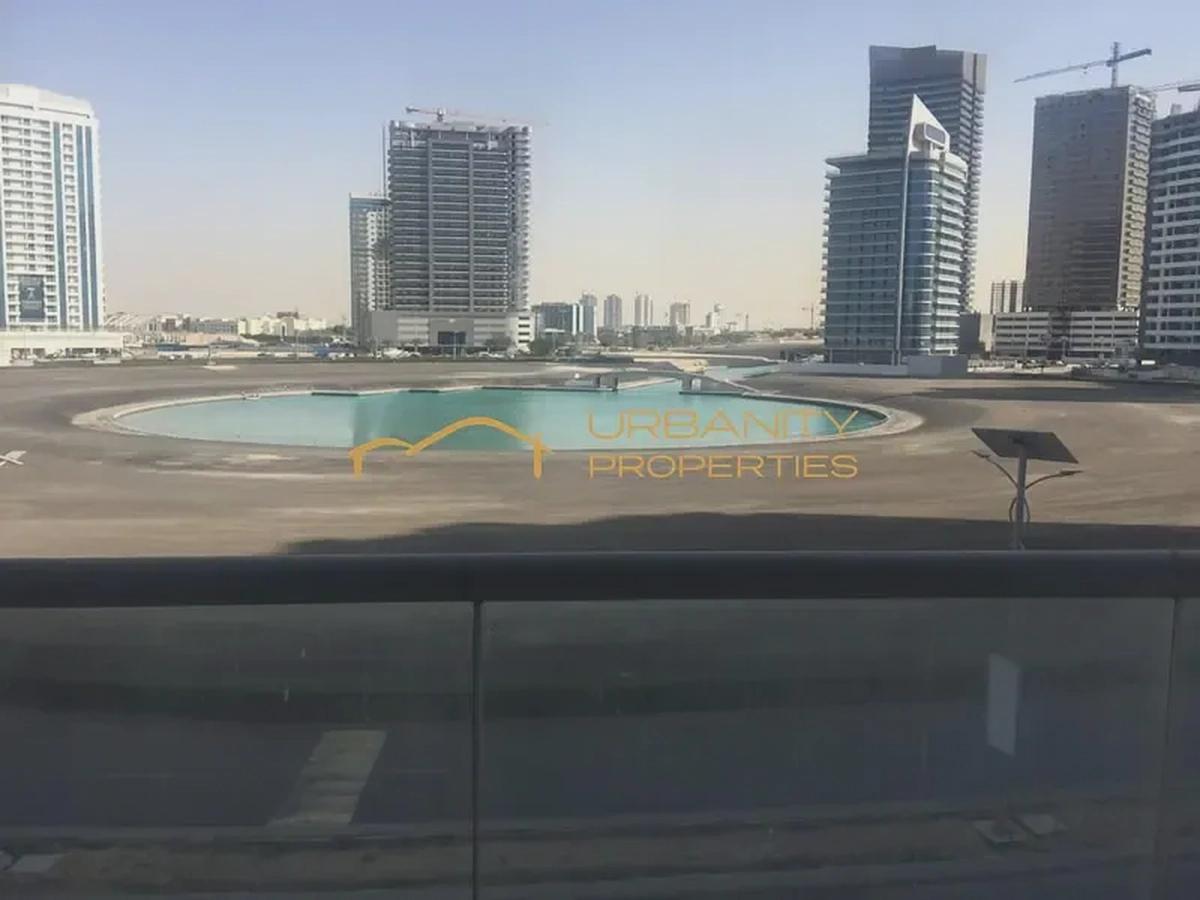 Spacious 1-Bedroom Apartment | Prime Location-0-0