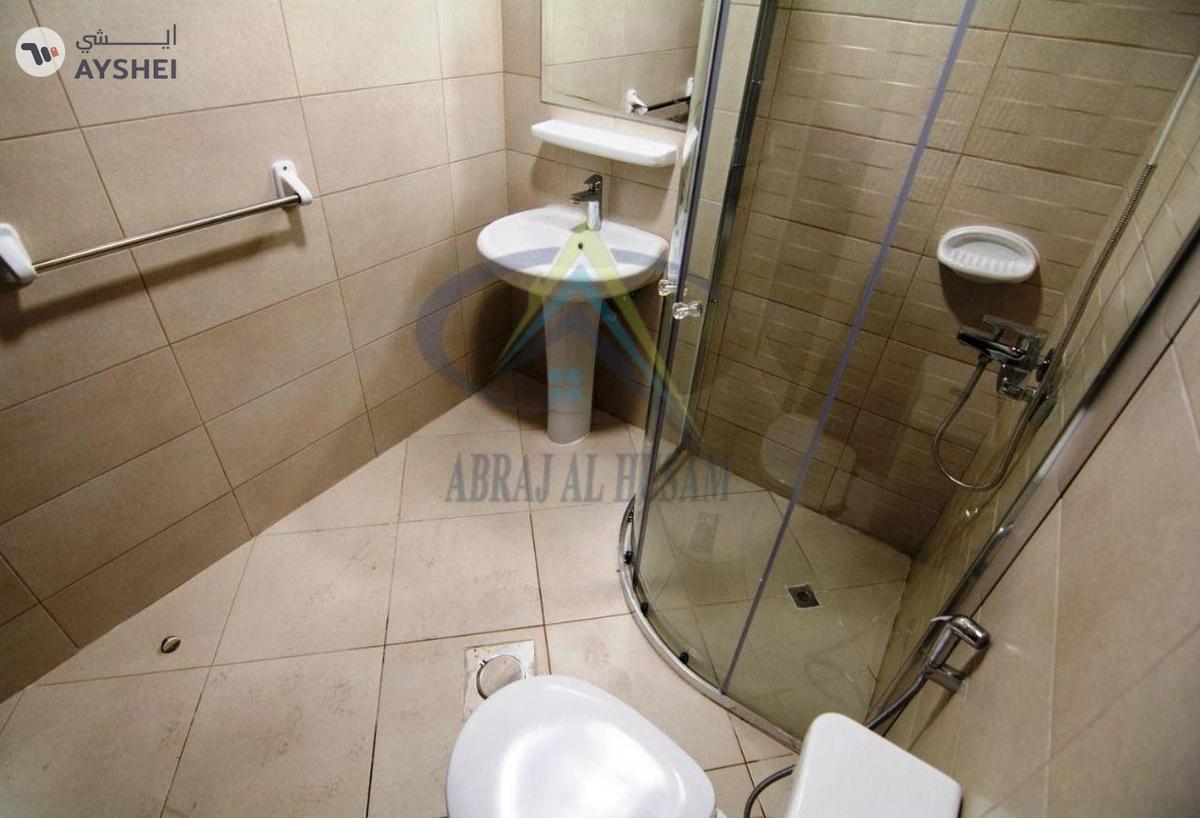 WHOLE BUILDING FOR SALE IN M-5, MUSSAFAH INDUSTRIAL AREA-7-7