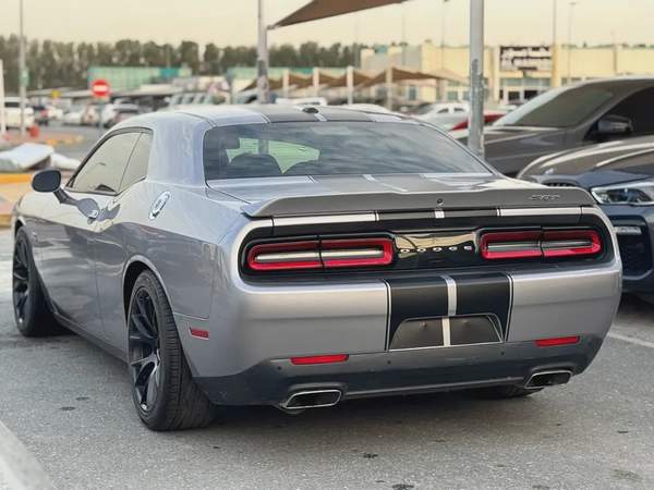 2016 Dodge Challenger SRT - GCC Specs