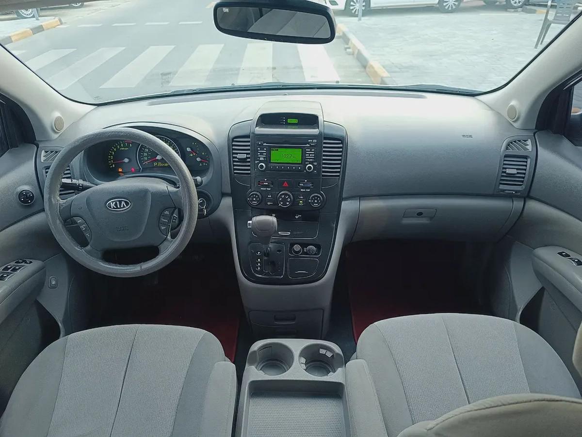 كيا سيدونا موديل 2012-7-7