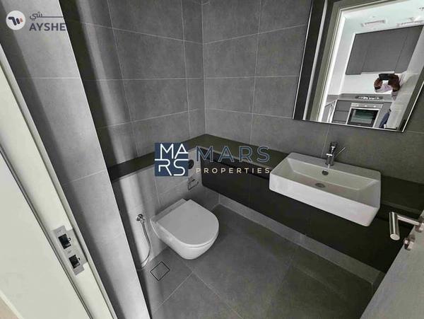 Luxury Brand New 1bhk apartment in Tiraz building