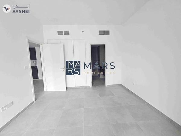 Luxury Brand New 1bhk apartment in Tiraz building