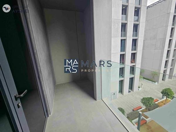 Luxury Brand New 1bhk apartment in Tiraz building