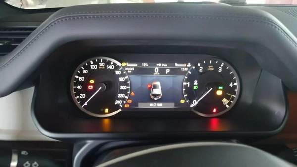 Land Rover Defender P110- D300 – Premium Diesel 4x4 / 3.0L Inline-6 Twin Turbo Diesel / MY2024