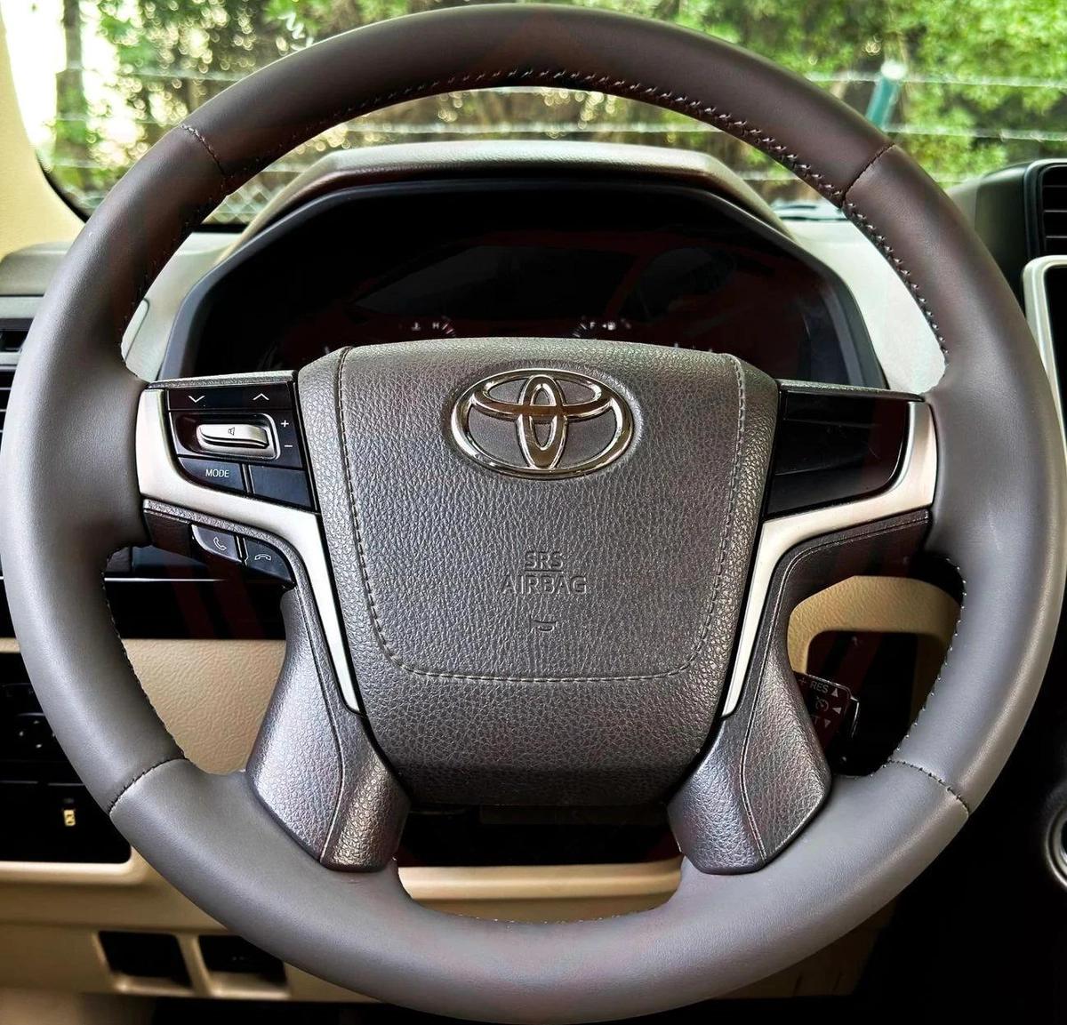 Used Toyota Prado 2019-17-17