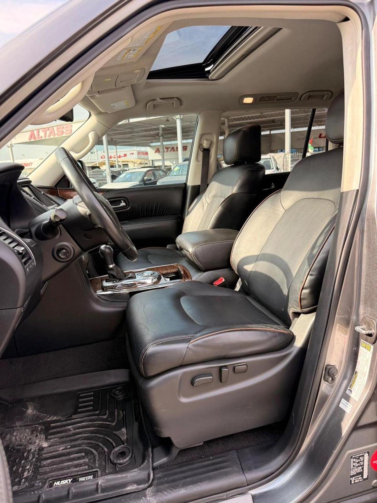 Nissan Armada Platinum edition with sunroof, 360 cameras-5-5