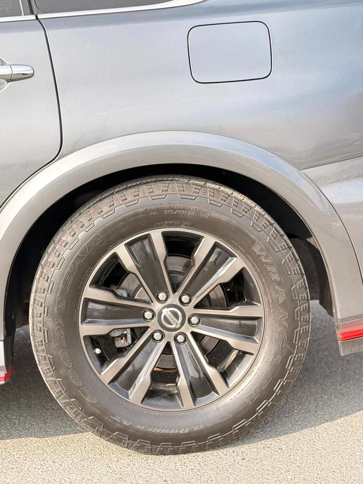 Nissan Armada Platinum edition with sunroof, 360 cameras-22-22