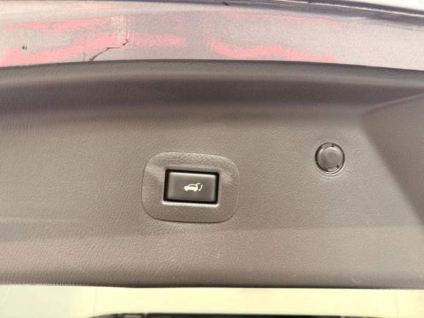 Nissan Armada Platinum edition with sunroof, 360 cameras