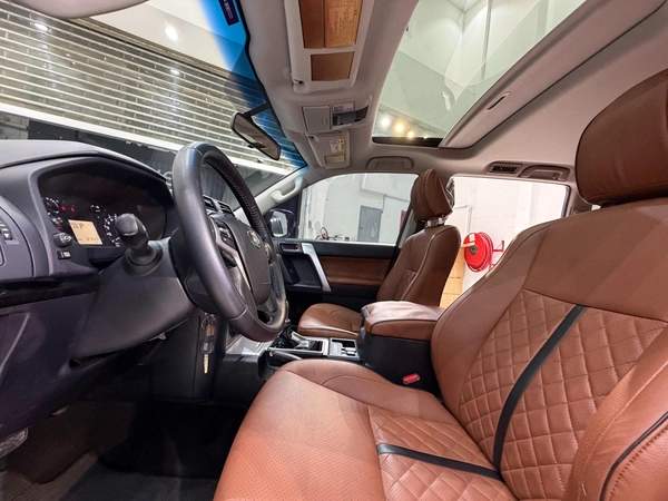 AED 2,200 // 20%DP // 48 months // 2018 Toyota Prado VXR 2.7L V4