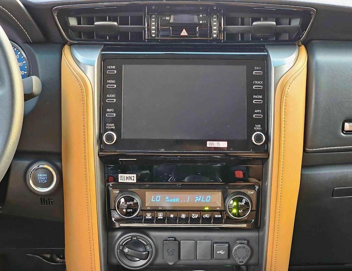 Toyota Fortuner FULL OPTION | 2.7L V4 PETROL | PUSH START | DVD CAMERA | AUTO A/C (CODE # FPF2)-5-5