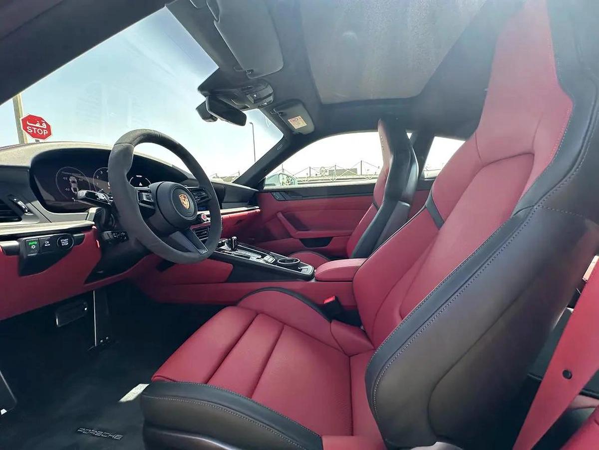 2026 Porsche 911 Carrera GTS - GCC Specs --1-1