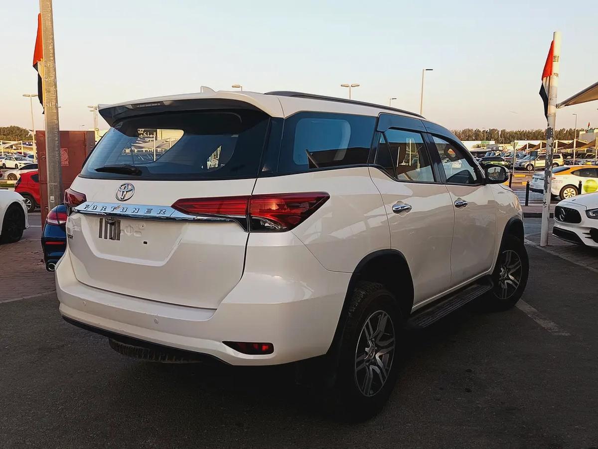 Toyota Fortuner GXR 2019 GCC Specs-5-5