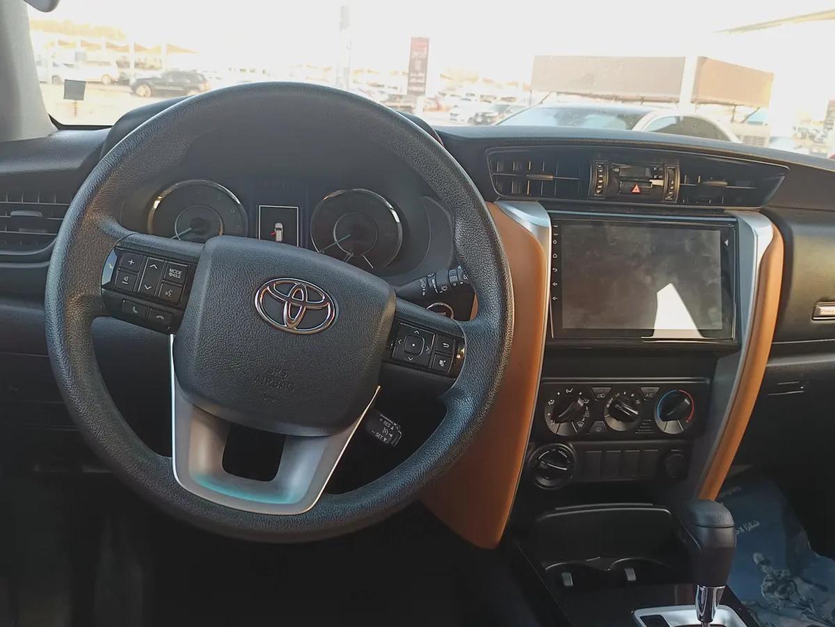Toyota Fortuner GXR 2019 GCC Specs-8-8