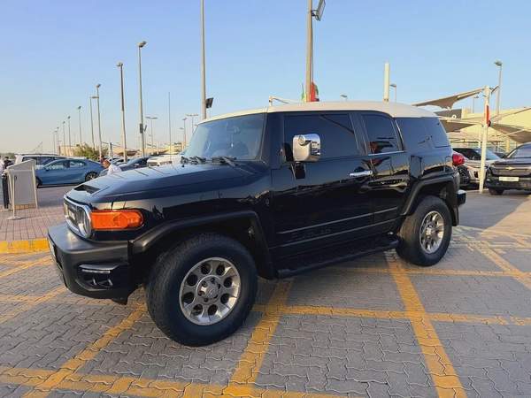 Toyota FJ Cruiser 2013 GCC Specs - Reliable and Ready for Adventure
