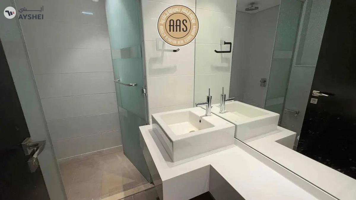 nice office spacious 2bhk in sheikh zayad road rent only 119k-5-5