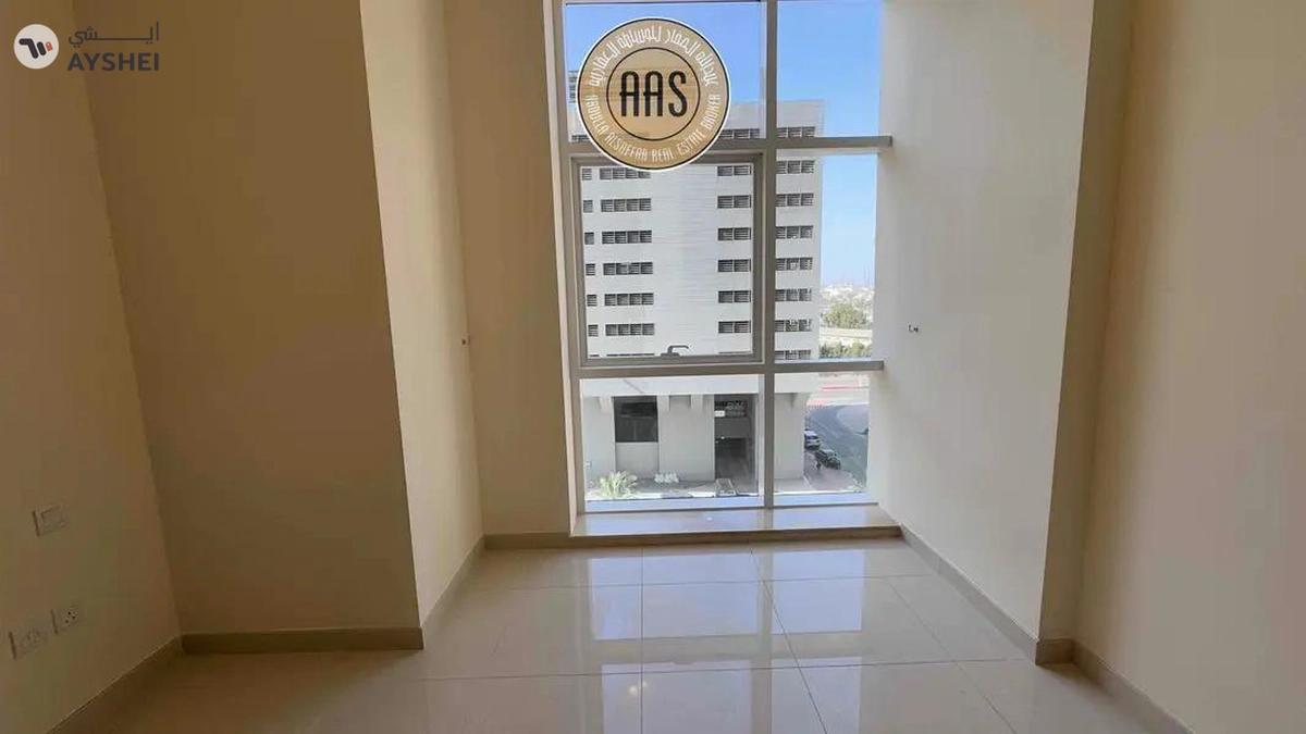 nice office spacious 2bhk in sheikh zayad road rent only 119k-6-6