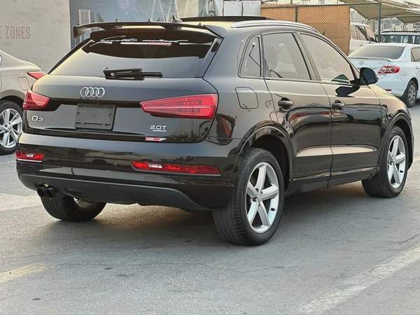 اودي Q3 2017 مواصفات امريكية فل اوبشن بانورما بحالة جيدة