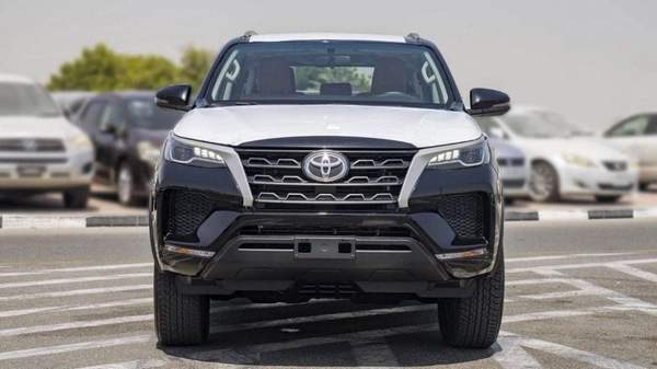 Toyota Fortuner FORTUNER 2.7L BLACK