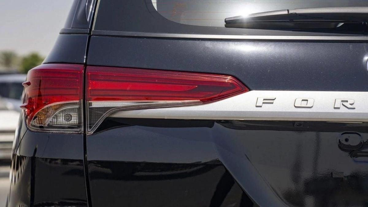 Toyota Fortuner FORTUNER 2.7L BLACK-5-5