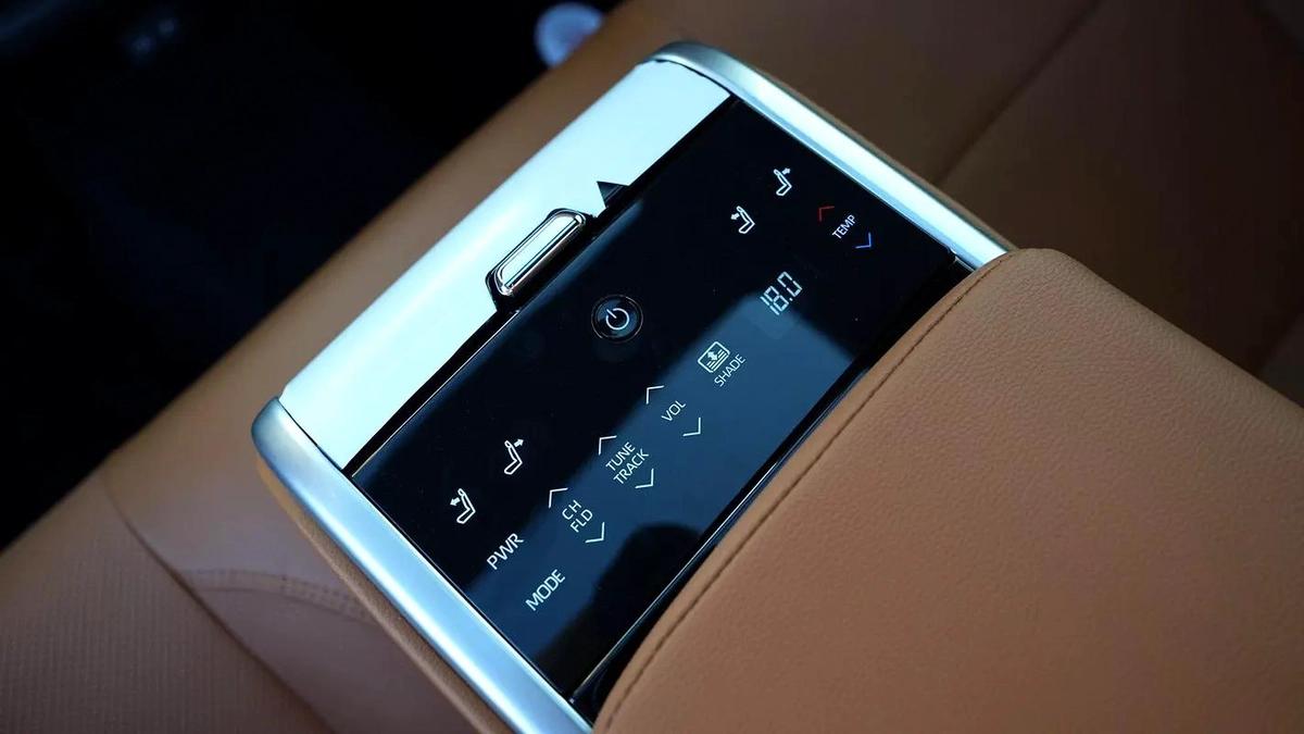 2025 TOYOTA CAMRY LUMIER 2.5L HYBRID FULL OPTION-17-17