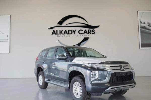 MITSUBISHI PAJERO SPORT 2.5L 4WD A/T 7 SEATER MID OPTION (MY 2023)