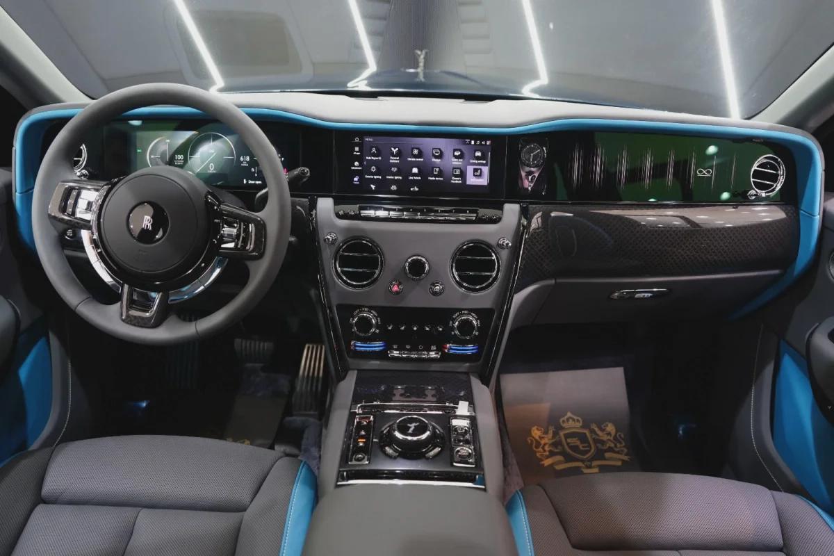 Rolls-Royce Cullinan Black Badge Series II-7-7