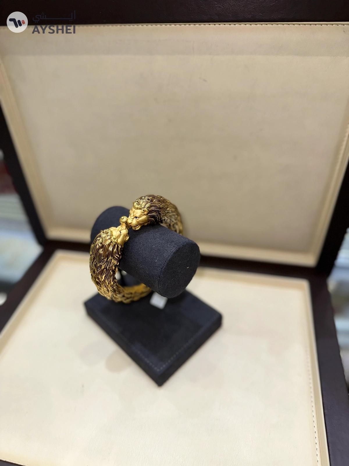 Exquisite 22 Carat Gold Lion King Bangle - Ayshei Auction-0-portrait