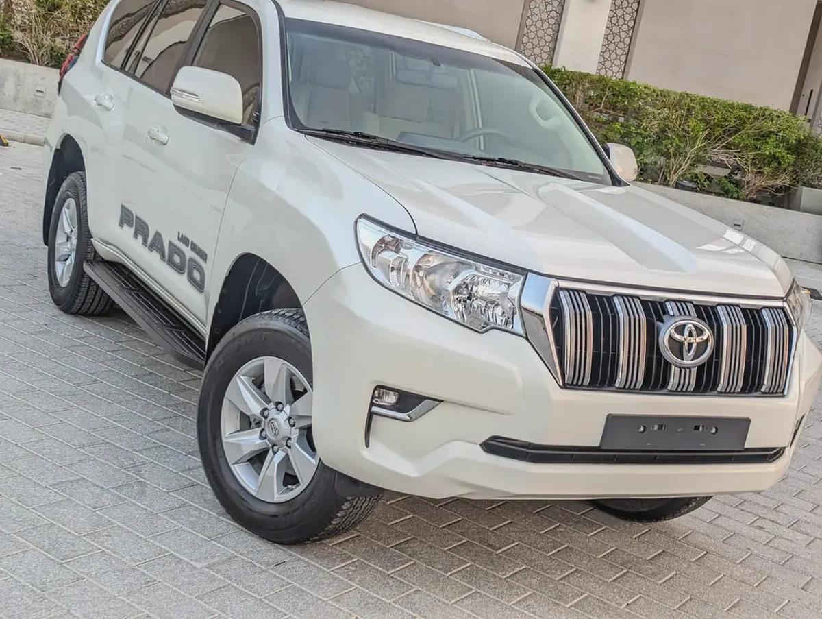 2023 TOYOTA PRADO V4 2.7L ORIGINAL PAINT ACCIDENT FREE LOW MILEAGE IN EXCELLENT CONDITION-19-19