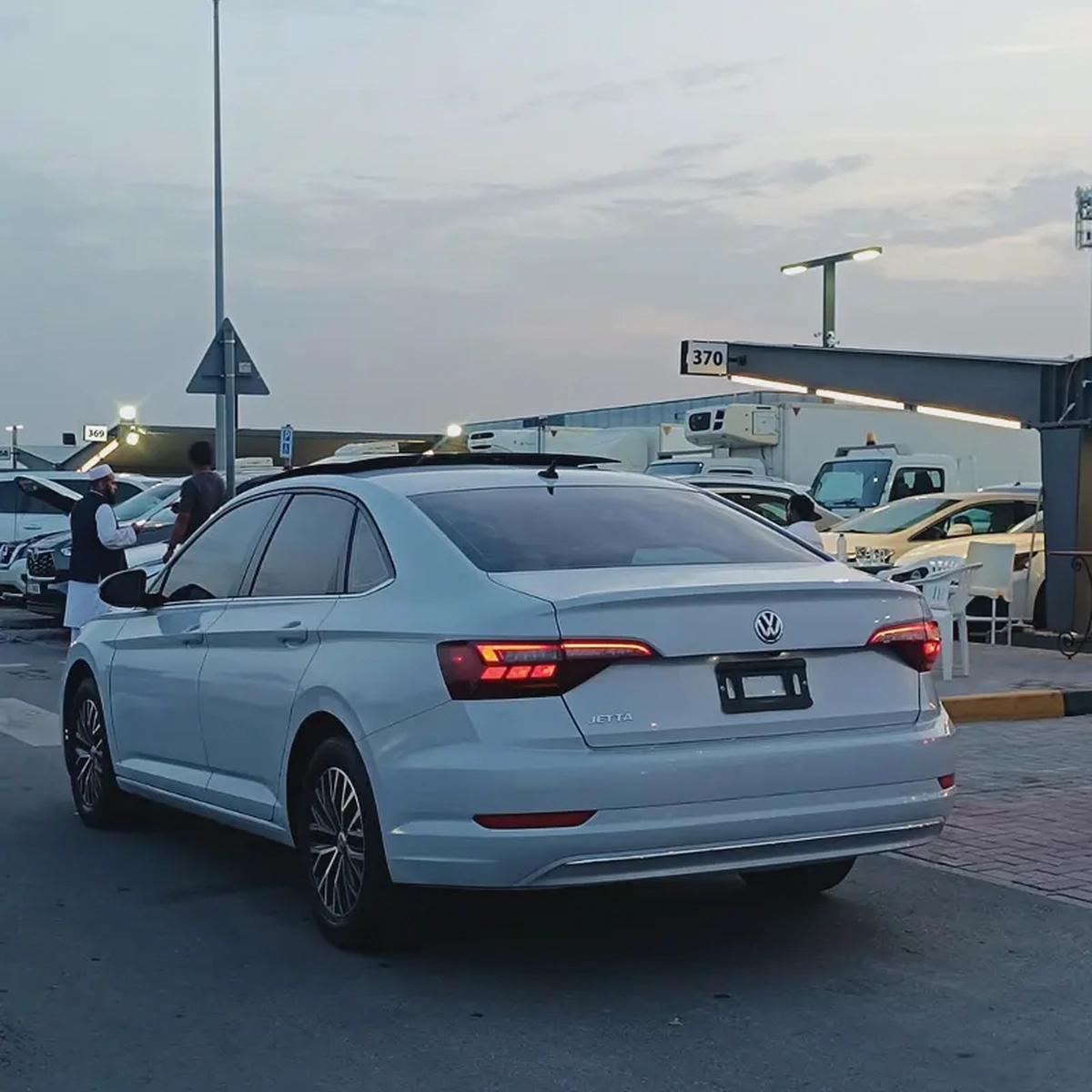 2019 Volkswagen Jetta SEL - American Specs-4-4