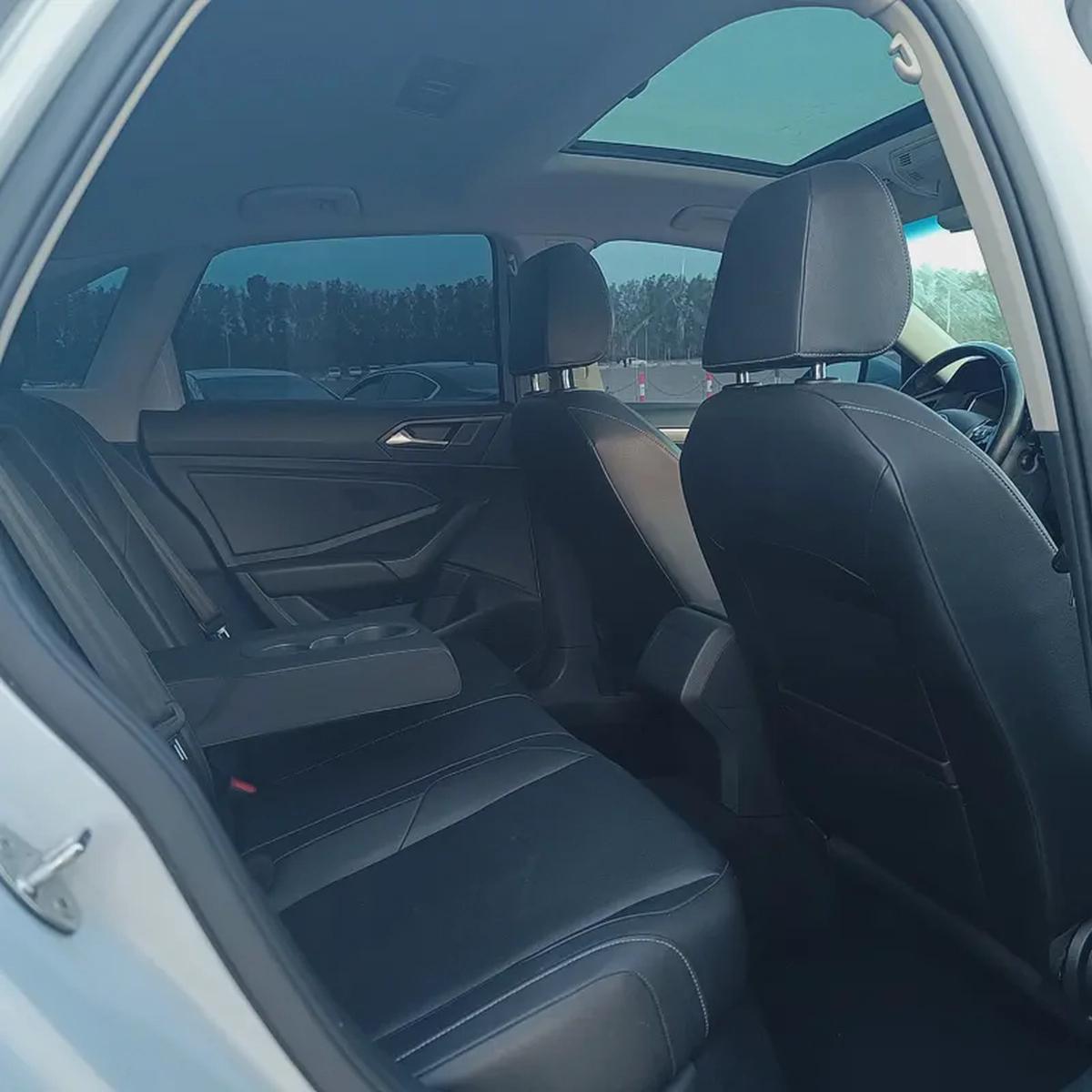 2019 Volkswagen Jetta SEL - American Specs-10-10