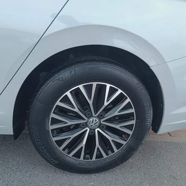 2019 Volkswagen Jetta SEL - American Specs