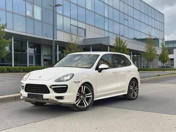 Porsche Cayenne GTS 2013 - GCC Specs