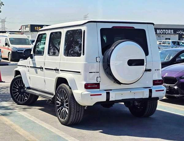 Mercedes Benz G63 AMG MERCEDES BENZ G63 AMG BITURBO / 4.0L V8 PETROL/360* CAMERA