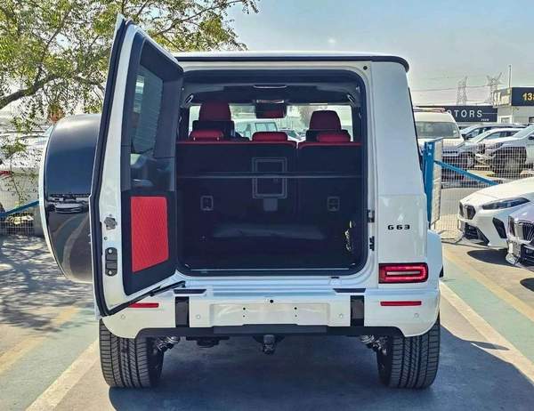 Mercedes Benz G63 AMG MERCEDES BENZ G63 AMG BITURBO / 4.0L V8 PETROL/360* CAMERA