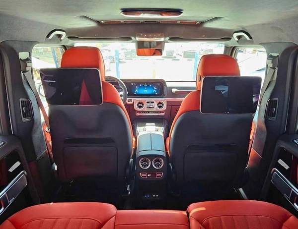 Mercedes Benz G63 AMG MERCEDES BENZ G63 AMG BITURBO / 4.0L V8 PETROL/360* CAMERA