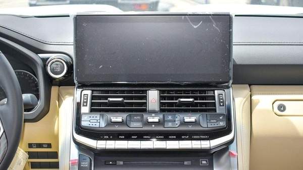 Toyota Land Cruiser Toyota Land Cruiser LC300 VXR 3.5L Petrol twin turbo full option 2024